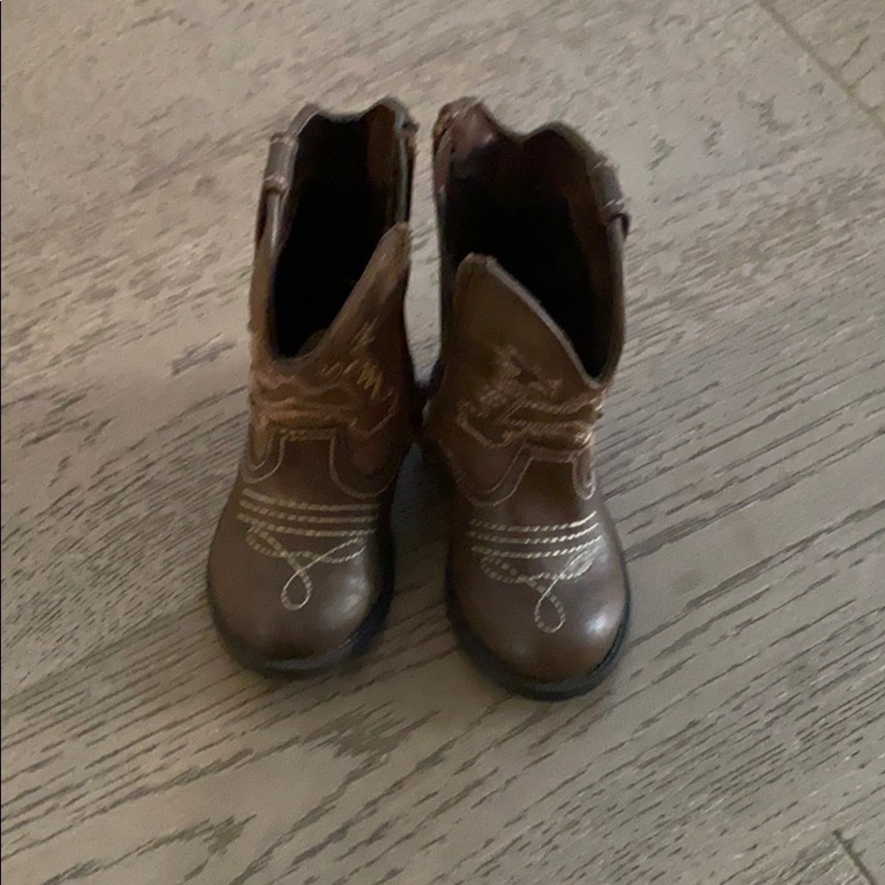 Cherokee baby boots worn once